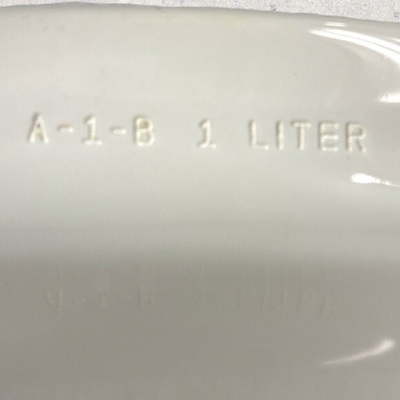 Corningware 1 Liter Servware - Picture 5 of 5